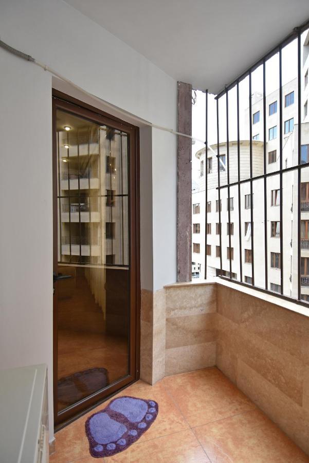 Rent Inn Yerevan On Arami Street Экстерьер фото