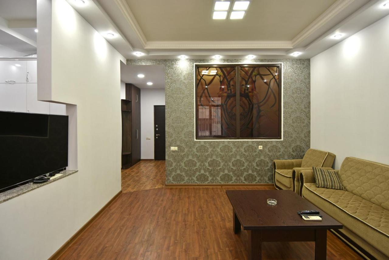 Rent Inn Yerevan On Arami Street Экстерьер фото