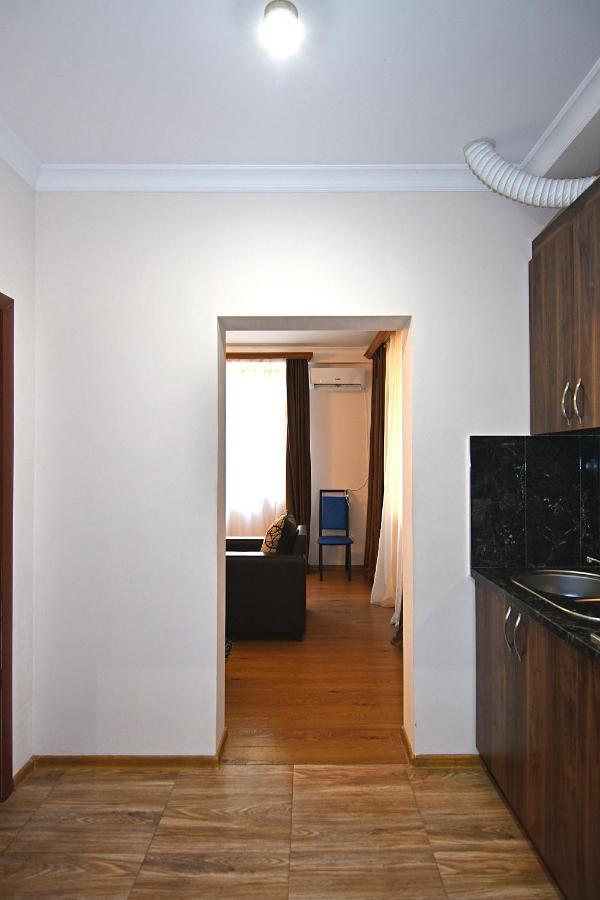 Rent Inn Yerevan On Arami Street Экстерьер фото