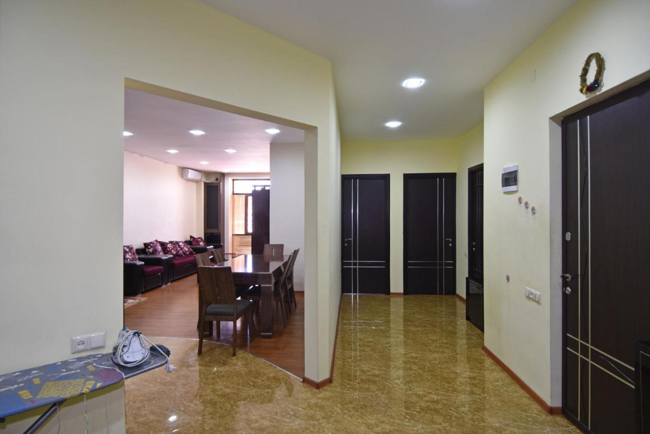 Rent Inn Yerevan On Arami Street Экстерьер фото